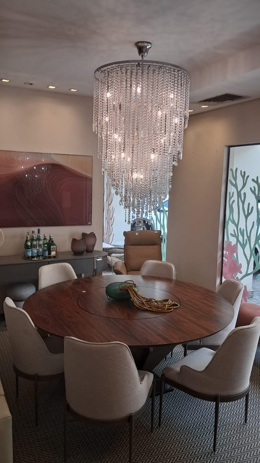 Mesa Diamond em pau-ferro com mármore e acabamento croco